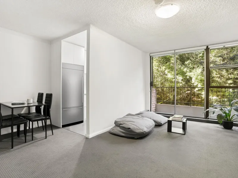 Brilliant Apartment in Tranquil Garden Complex with Pool