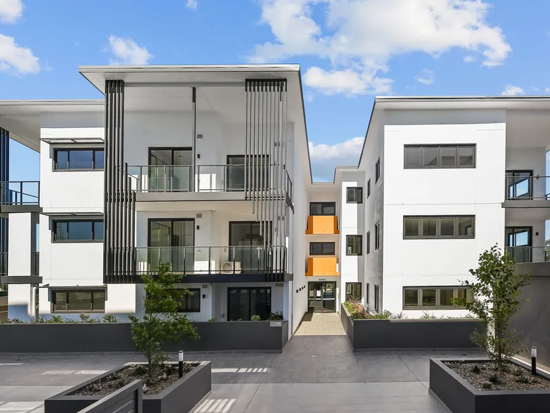 Brand New 2 Bedroom Apartment with City View! 