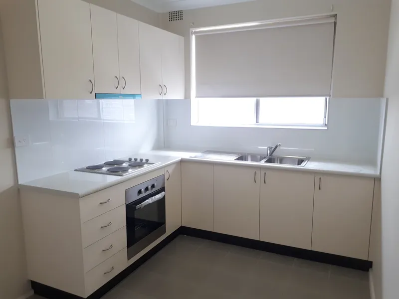 SPACIOUS ONE BEDROOM UNIT FOR RENT!!!