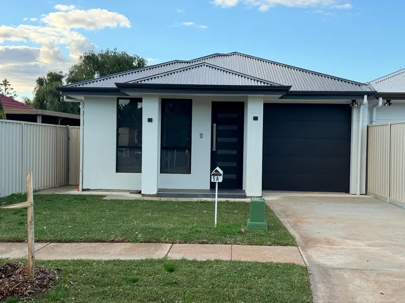 SPACIOUS 3 BEDROOM FAMILY HOME (New Build)