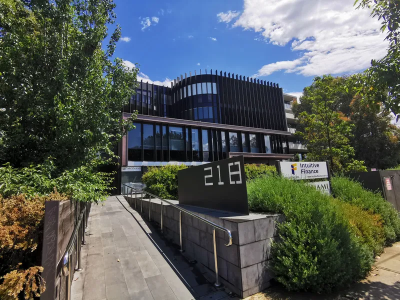 Sleek and Stylish One Bedroom Apartment