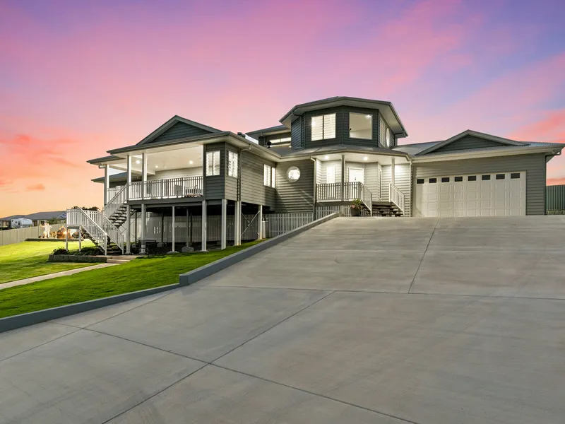 Incredible Property, Very Classy Home, Panoramic Views