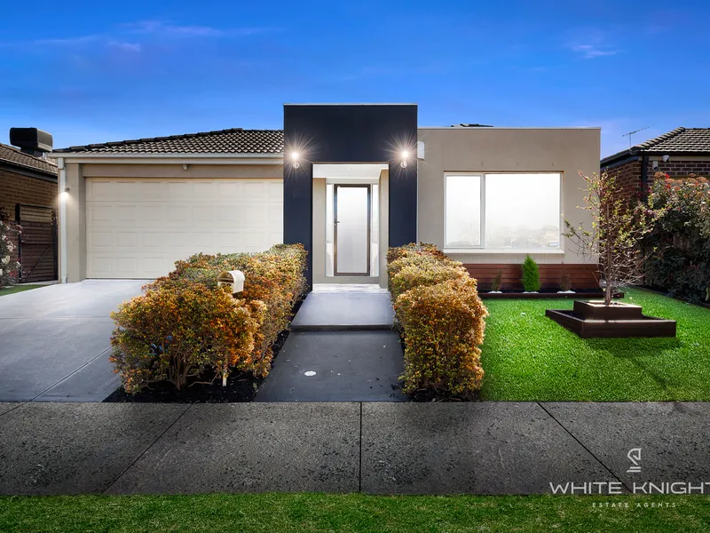 Just walk upto Kororoit school-The Perfect Family Home!