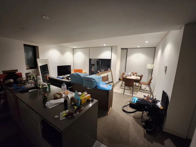 Amazing Two Bedrooms Apartment in Waterside Location!