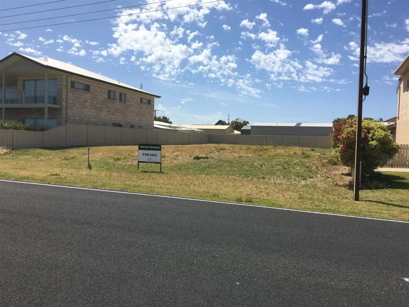 Beach Front Living with Relaxing Views