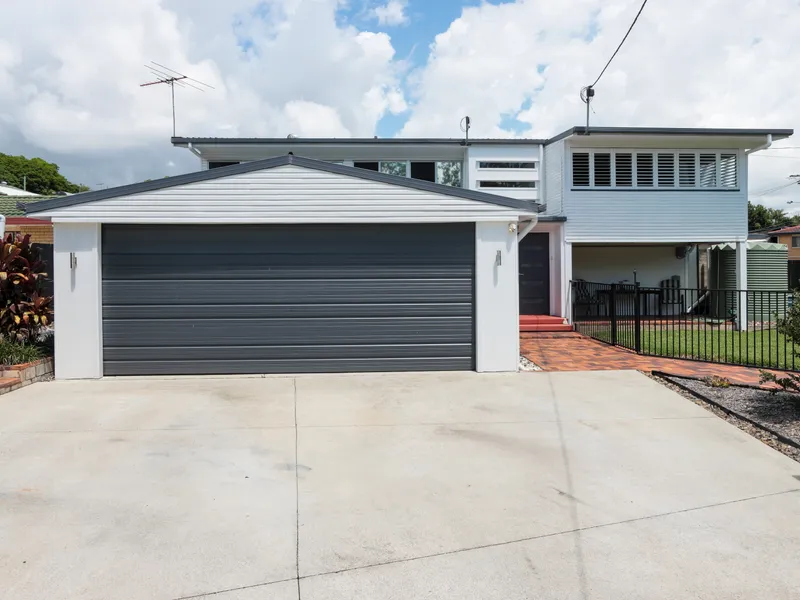 Owners have committed somewhere else and this one is a MUST SELL!