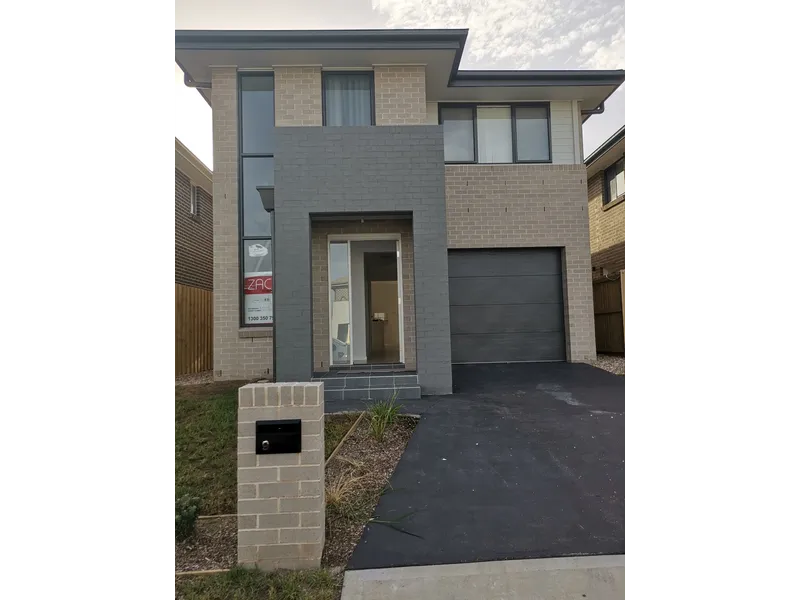 Prime Located Double Storey 4 Bedroom House For Rent In Schofields