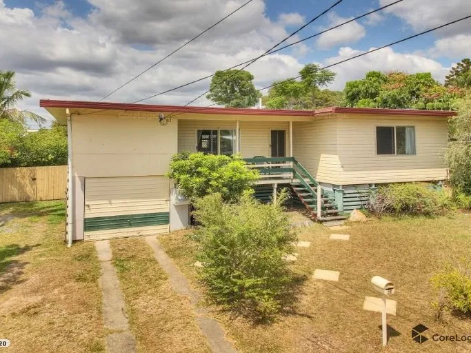 Looking for your lovely new home? Well, you have just found it. This lovely 3 bedroom is just what you need!