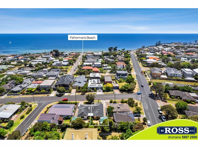 Perfectly Positioned Beachside