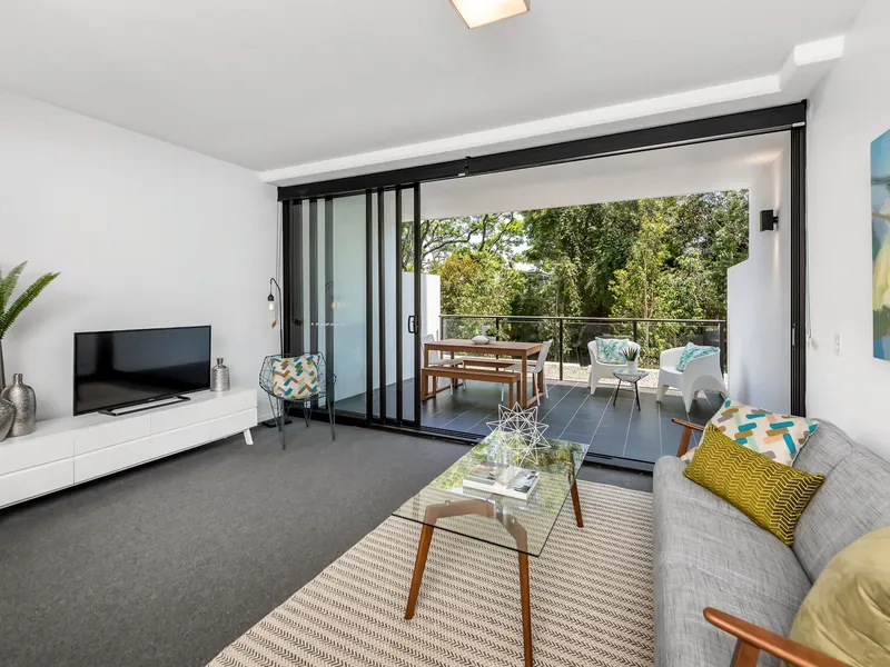 Modern 1 Bedroom Apartment close to CBD