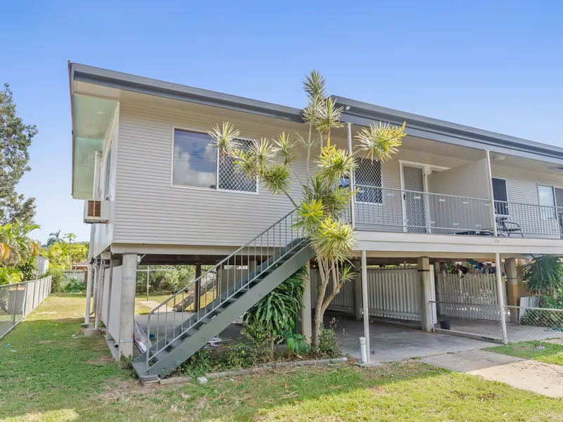 DUPLEX ON THE EDGE OF HEATLEY