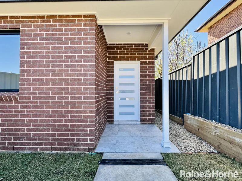 2 Bedroom Granny Flat in a Quiet Location