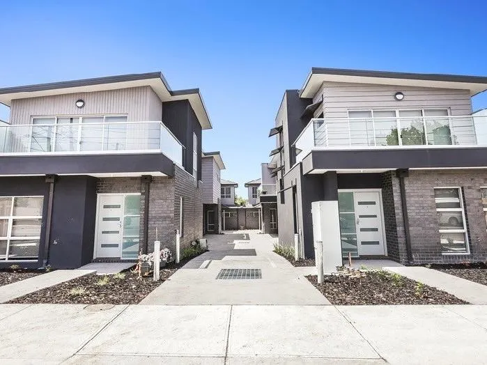 Best position in the Block - Large Private Terrace