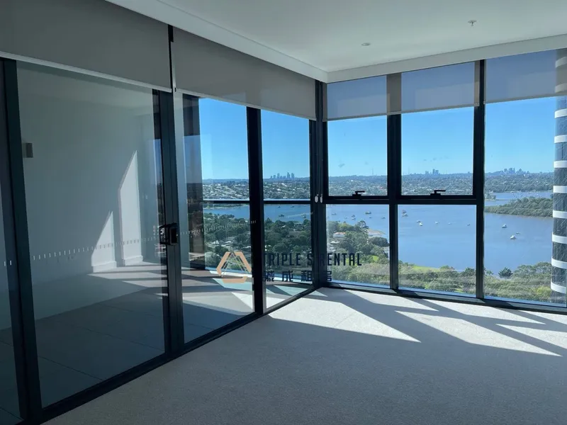 Connect to the train station & Brand New& Available Now& Car spaces included