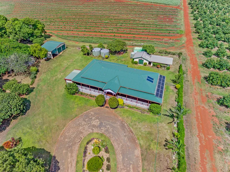 PERFECTLY PLACED FOR COUNTRY LIFE