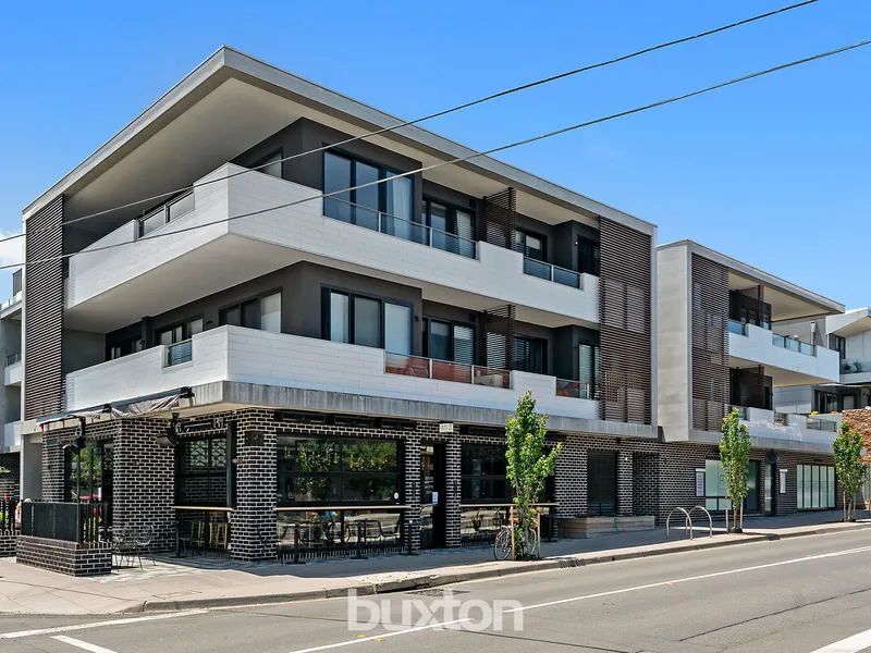 As-New With Impressive Steller Style!