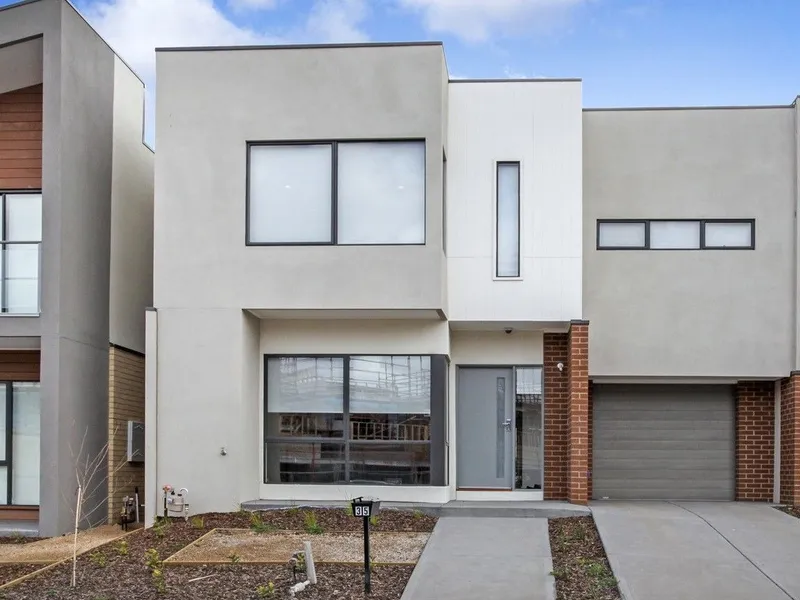 Sharp, stylish townhouse living