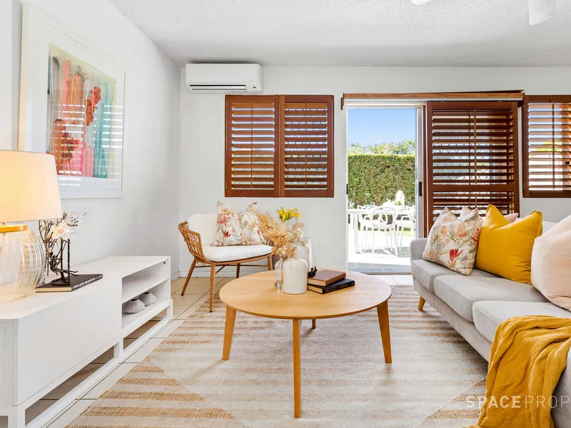 Fantastic Garden Apartment (no stairs) + Plenty of Lifestyle!