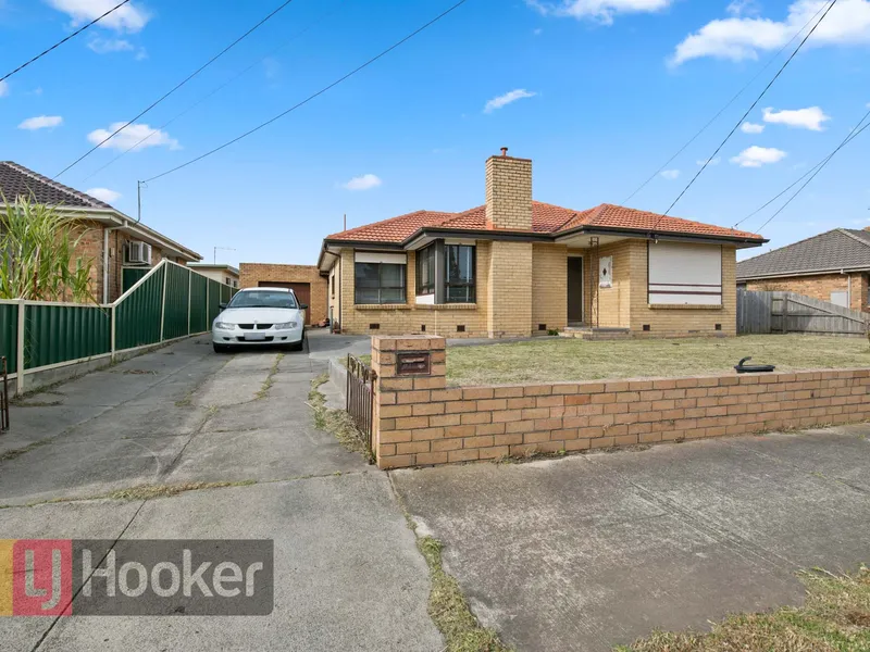 Charming  house on regular block approx 591m2,