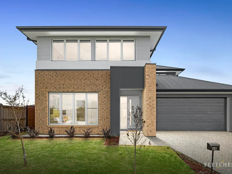 Ultimate Family Oasis In Prime Eliston Estate Location!