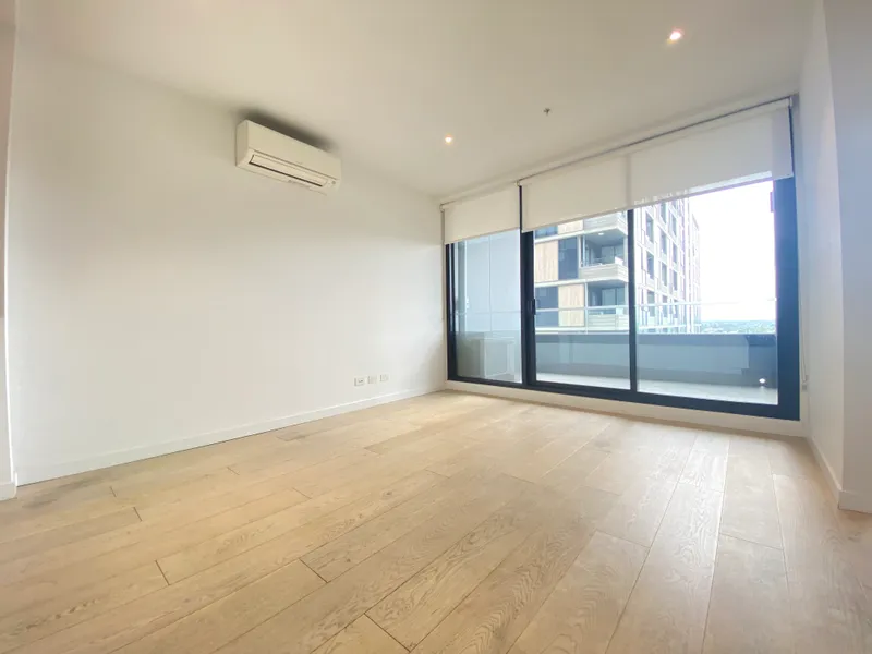 Amazing Two-bedroom Apartment at Moonee Ponds !!!