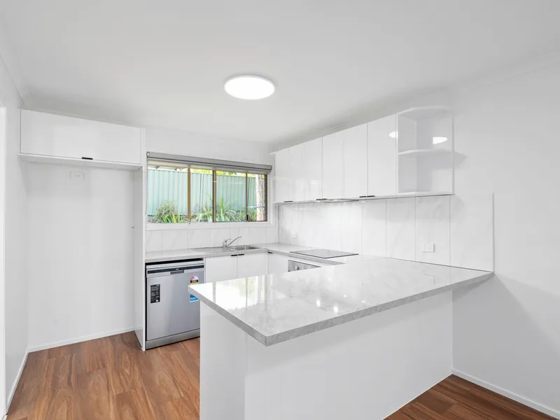 Fully renovated 2-bedroom duplex