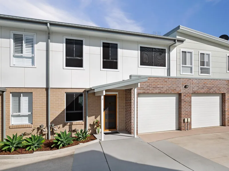 Fresh, Bright and Modern Townhouse