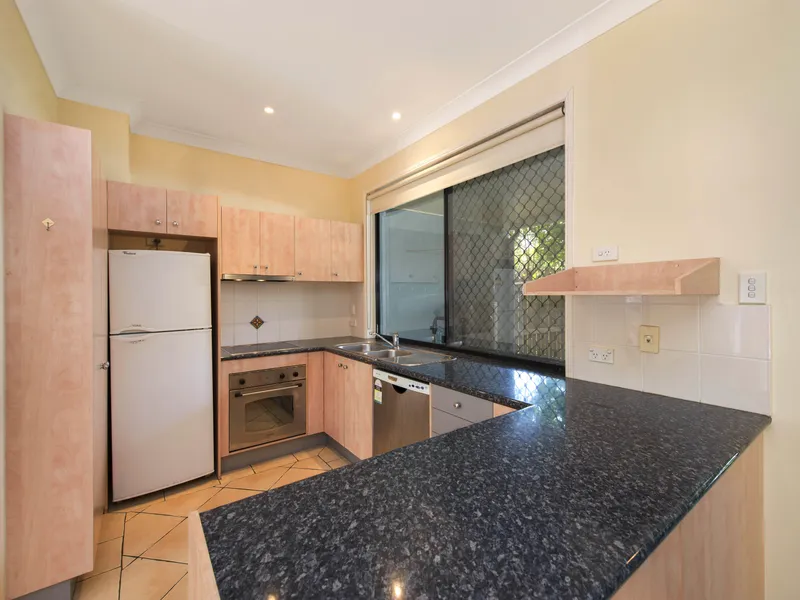 3 Bed Unfurnished Townhouse in central Toowong!!