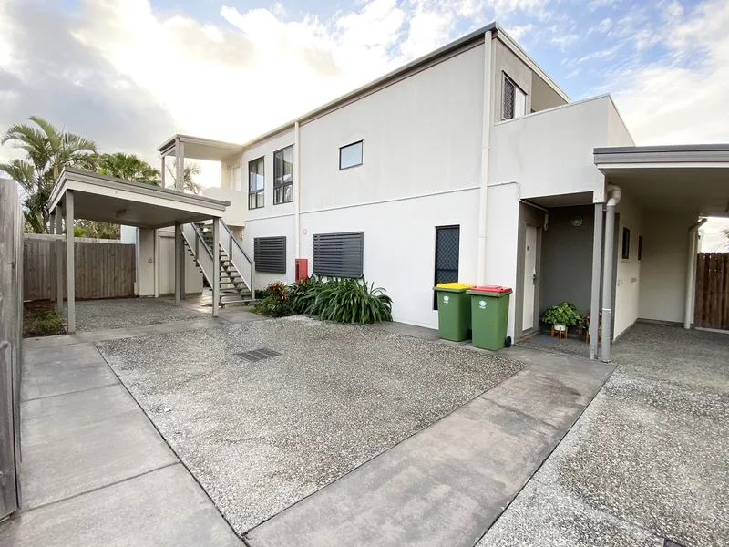 TOWNHOUSE IN ALEXANDRA HILLS