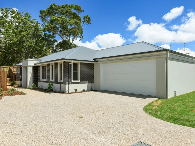 Sophisticated and Contemporary Living in Prime Location