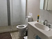 Perfect Affordable Student Accommodation - Close to QUT Kelvin Grove