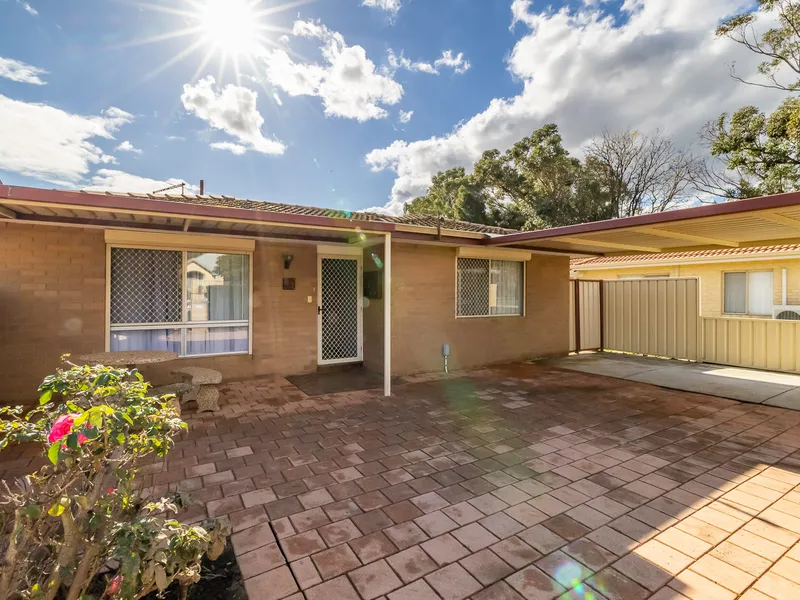 Super Convenient - NO STRATA FEES