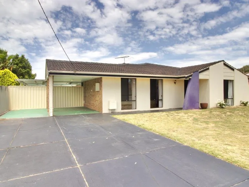 COME SEE WHAT'S IN PANDORAS BOX!