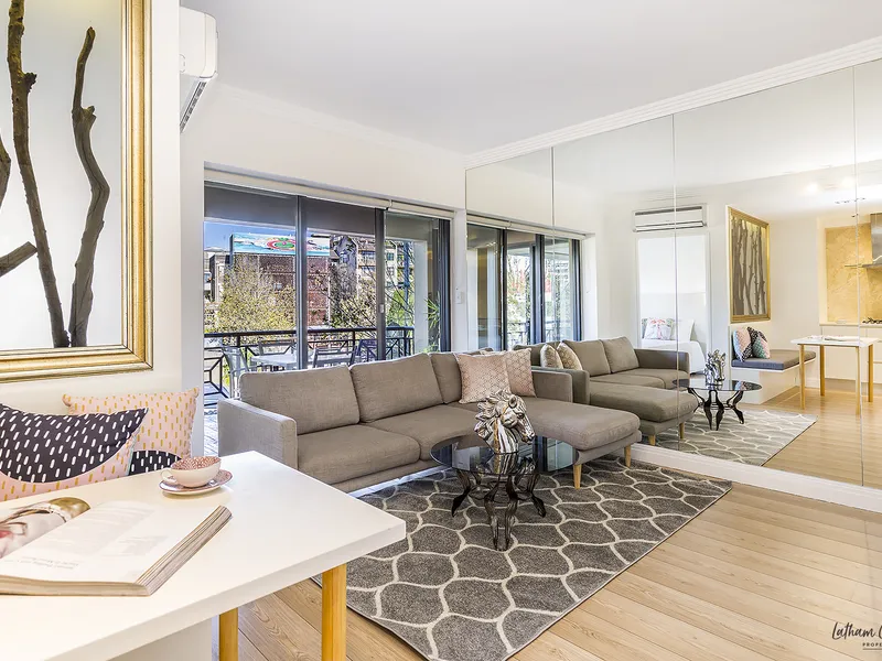 Apartment available FURNISHED or UNFURNISHED!