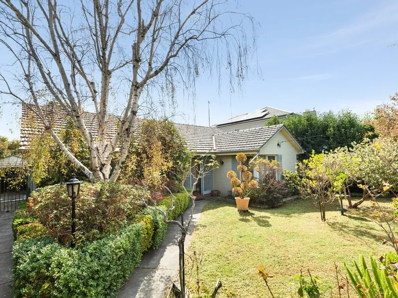 IN A QUIET AND IDEAL LOCATION