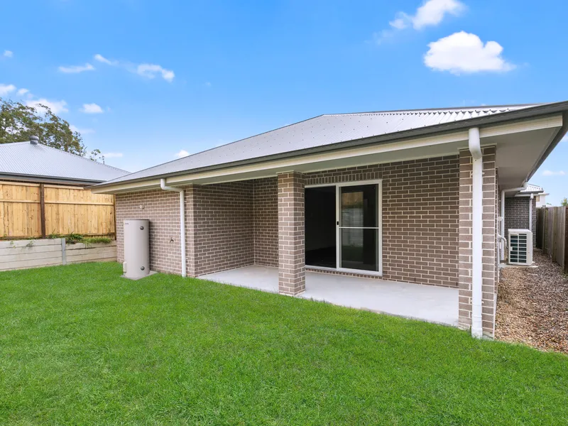FAMILY HOME WITH LARGE BACKYARD