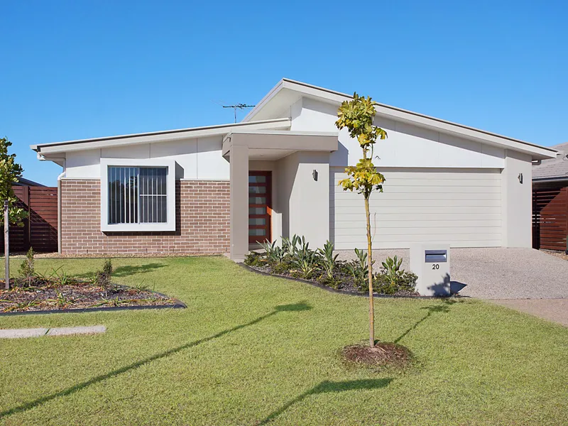 Modern & Stylish Home in a Fantastic Location!