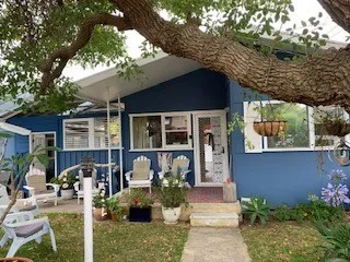 Lovely Home in East Bateau Bay