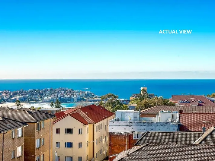 Modern Two Bedroom Apartment With Amazing Ocean & District Views