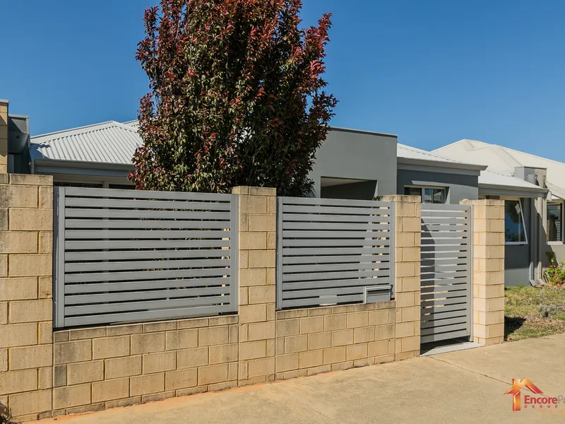 A PERFECT INVESTMENT OR DOWNSIZER KWINANA TOWN CENTRE