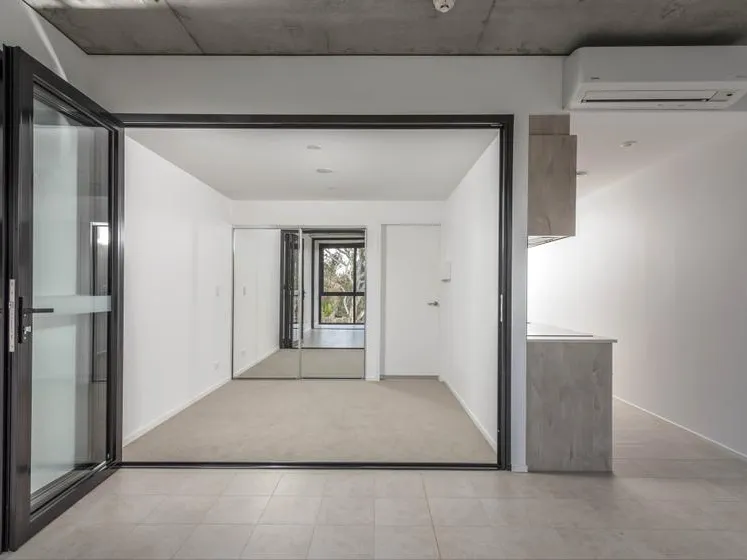 HIGH END APARTMENT LIVING
