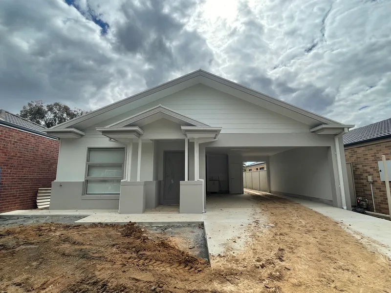 STUNNING BRAND-NEW, FOUR BEDROOM HOME