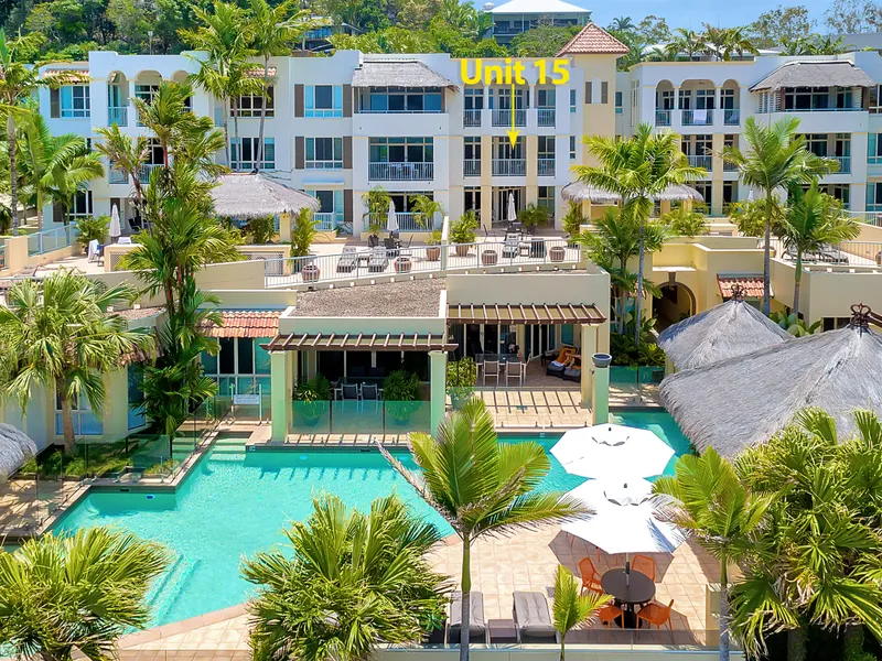 STUNNING APARTMENT WITH PANORAMIC OCEAN VIEWS