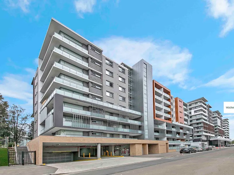 IMPRESSIVE LOCATION & CONVENIENT