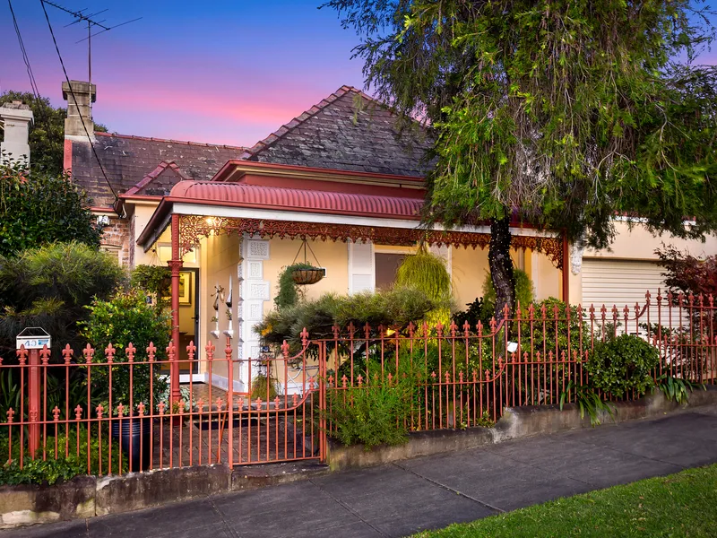 Sophisticated and grand family residence on 575sqm in Marrickville