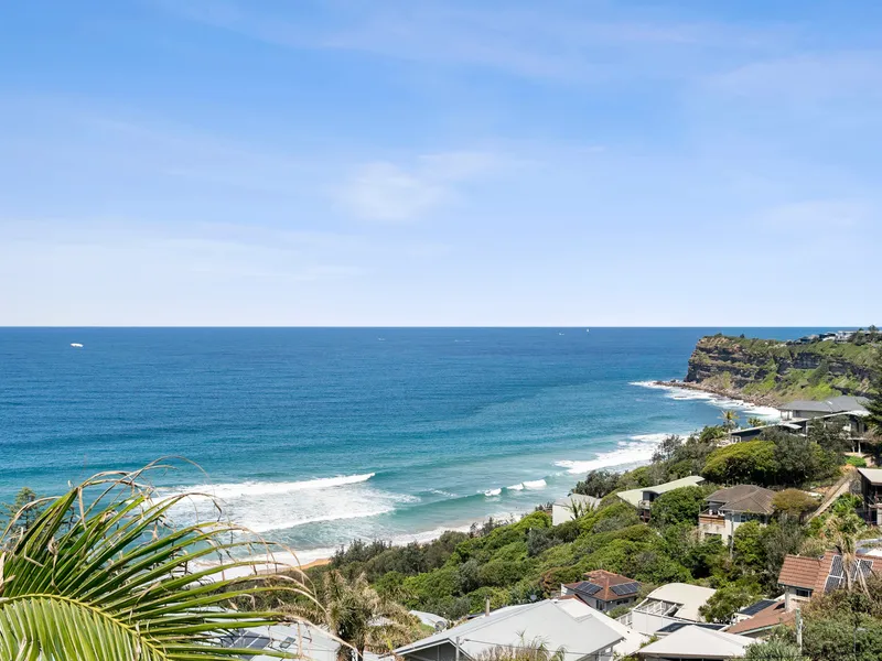 Front and Centre at Bungan Beach