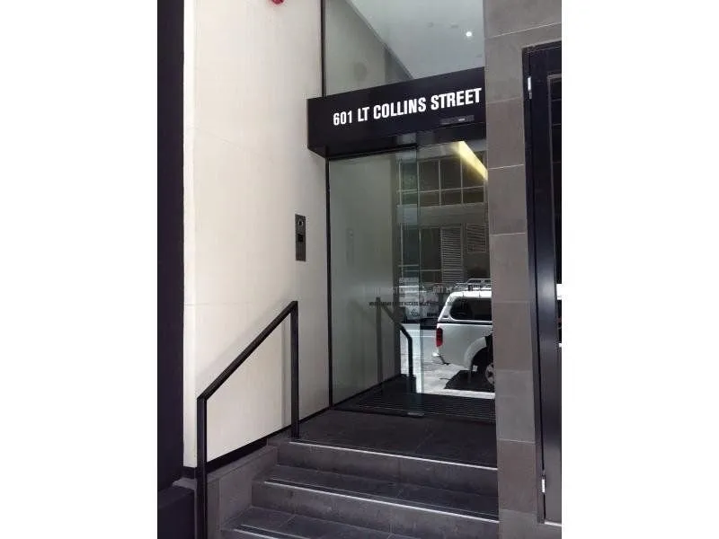 SPACIOUS TWO BEDROOM APARTMENT IN HART OF CBD! INSPECT NOW!!!