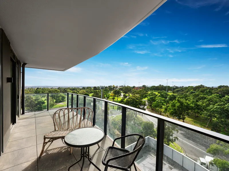 Top Floor - Double Balcony