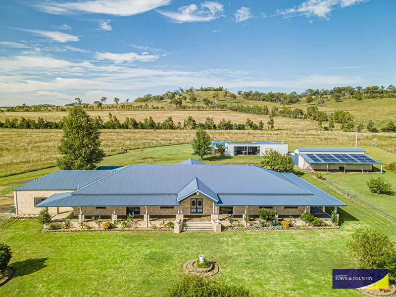 415 Boorolong Road, Armidale