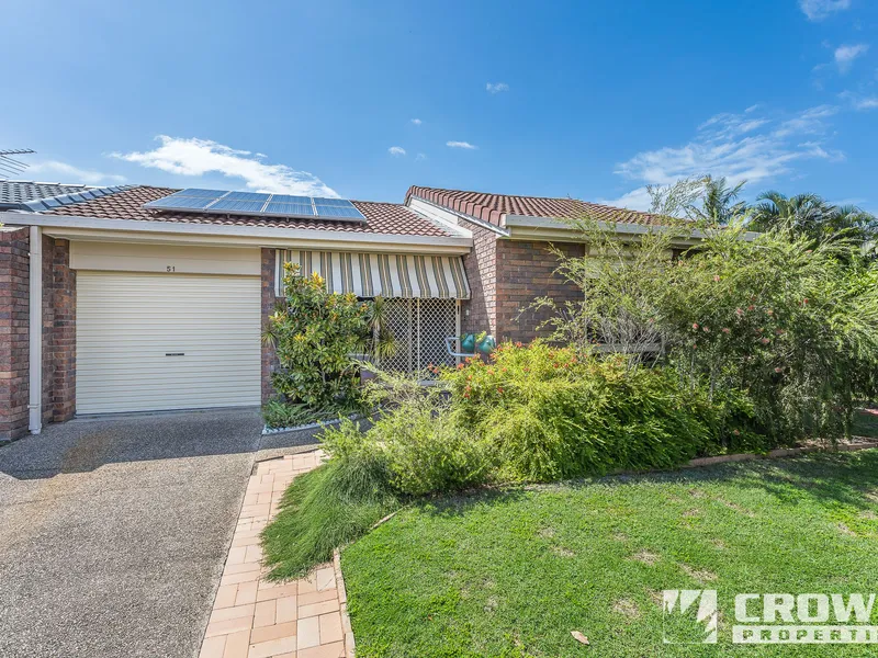 WELCOME HOME-  FREEHOLD VILLA - PENINSULA GARDENS OVER 50'S VILLAGE